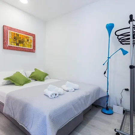 2sis Apartamento *