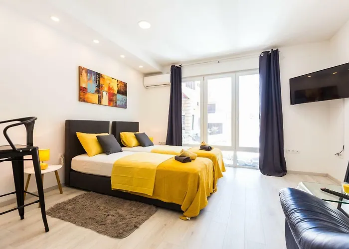 2sis Apartment *
